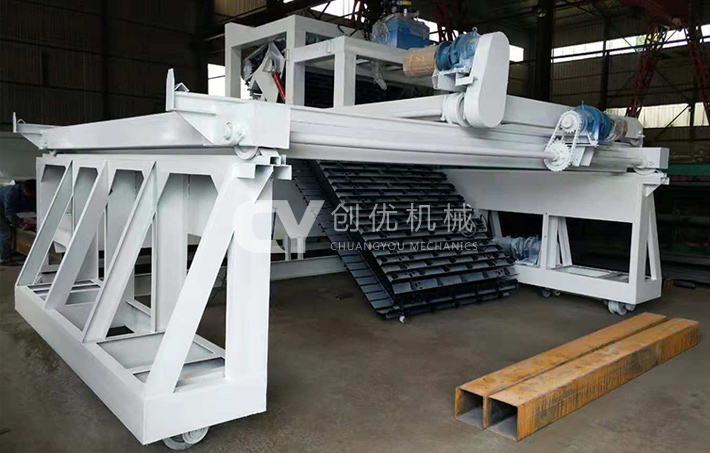 鏈板翻堆機
