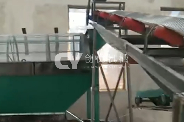 對輥擠壓造粒機用于有機肥復(fù)合肥生產(chǎn)